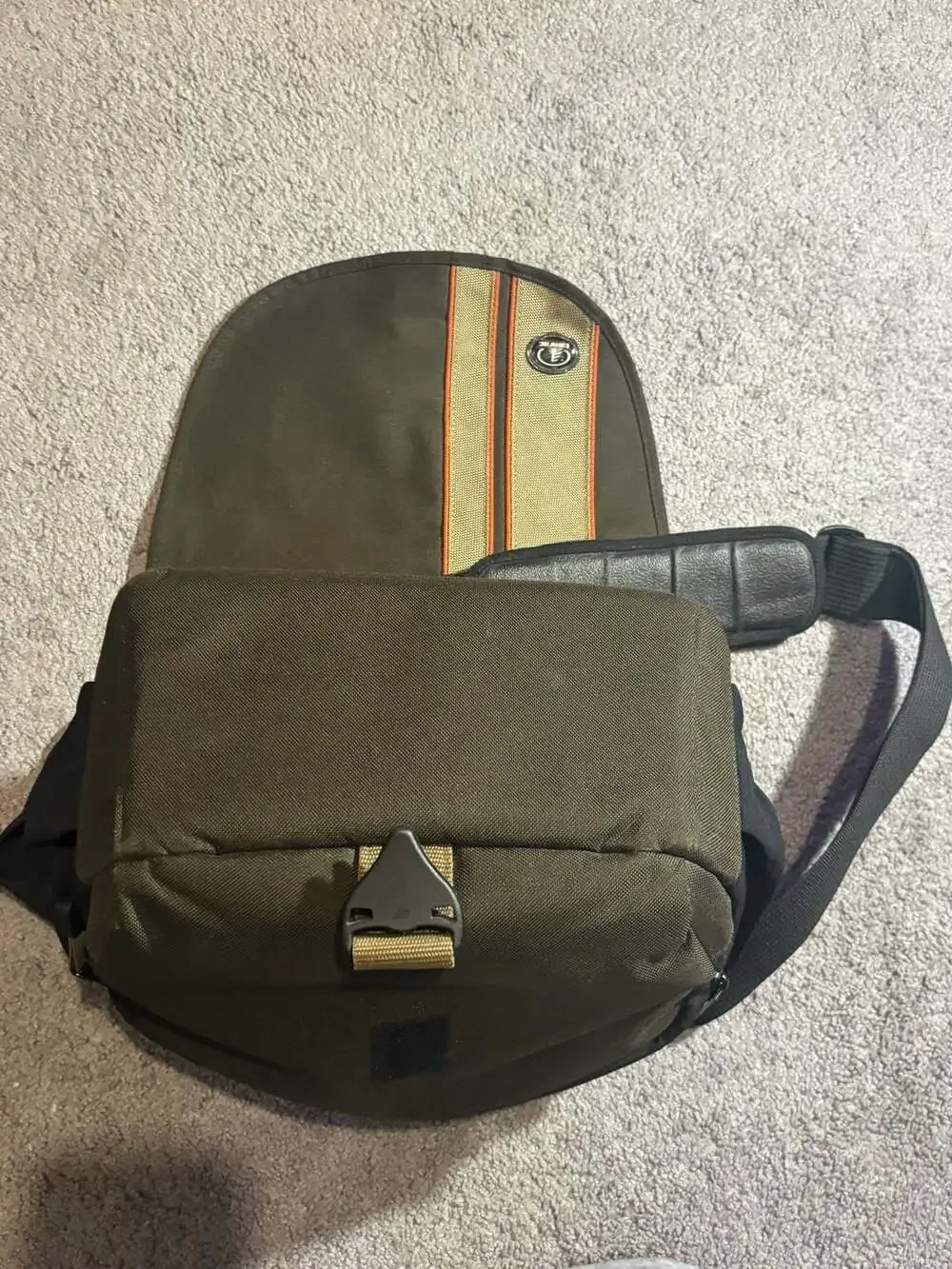 Tamrac 3445 Rally 5 (Brown/Tan) Camera Bag Great Condition